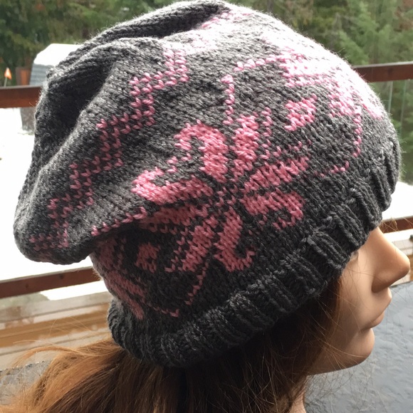 Hand Knit Nordic Hat/Toque - Picture 3 of 6